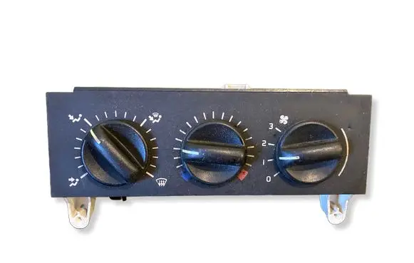 Renault Master II Climate control unit 133761F 101052 36251169