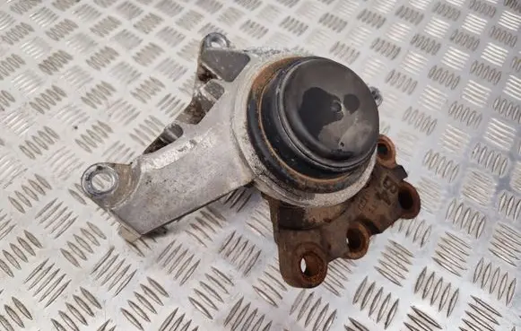 Nissan Qashqai Engine mount bracket 3Y22