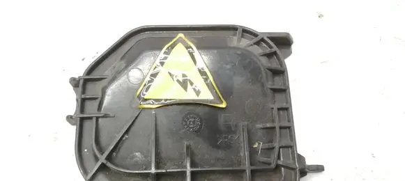 Audi A4 S4 B6 8E 8H Headlight/headlamp dust cover 