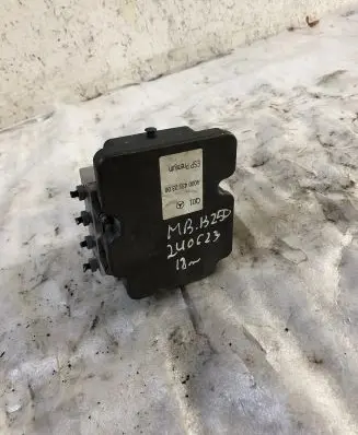 Mercedes-Benz B W246 W242 ABS Pump A0004312300