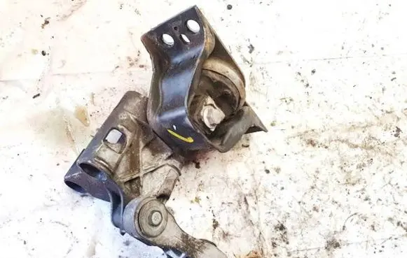 Nissan NV200 Engine mount bracket 11210ax600 11210ax60a