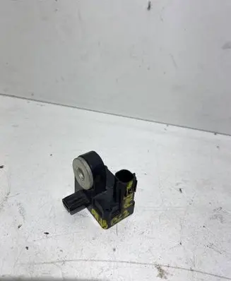 Mazda 6 Airbag deployment crash/impact sensor GP9A57KC0 12142005 604AC000