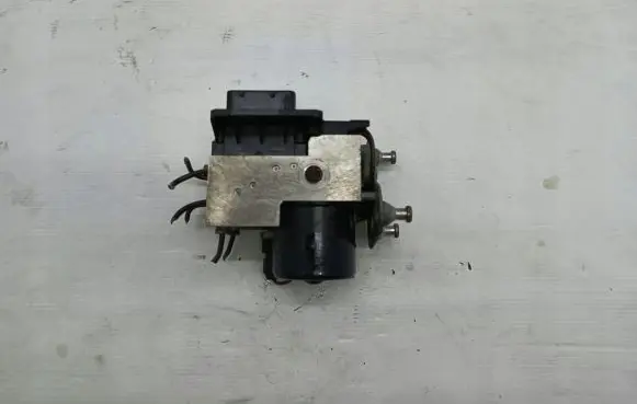 Mercedes-Benz E W210 ABS Pump A0044314812H