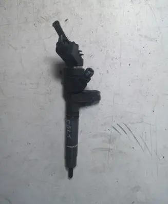 Fuel injector