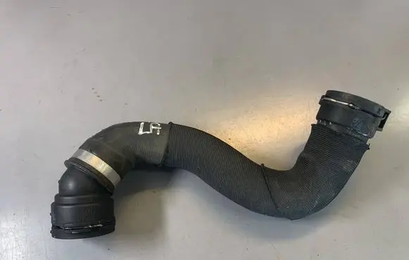BMW 1 E81 E87 Engine coolant pipe/hose 7811923 17127811923 17124729914