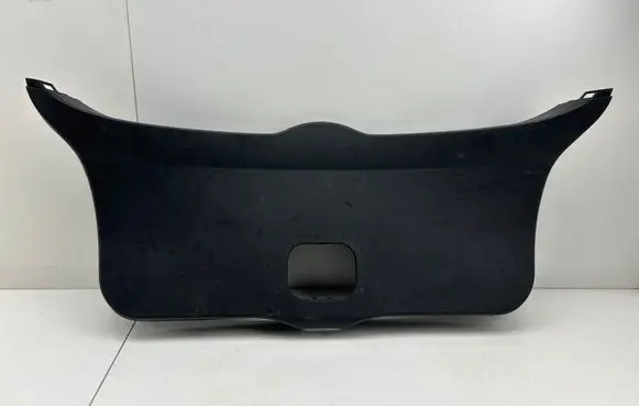 Toyota Auris 150 Tailgate/boot lid cover trim 6478002010