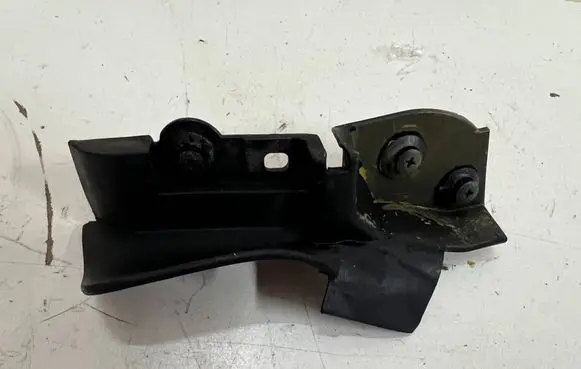 Mazda 2 Rear mudguard D09H51PV1