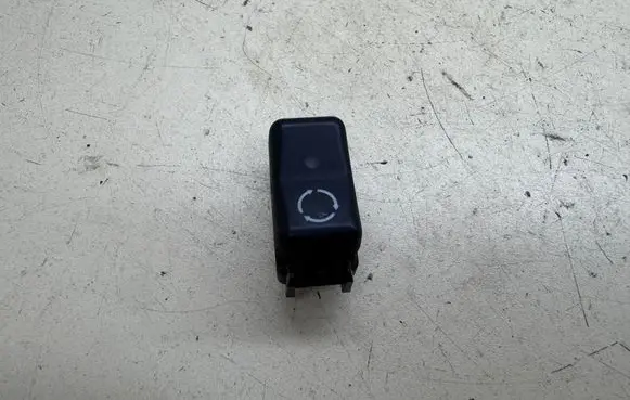 Mercedes-Benz E W124 Air circulation switch 1248210351