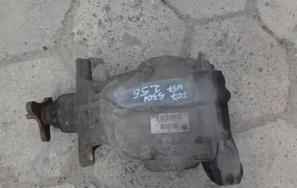 BMW 5 GT F07 Rear differential 7578151