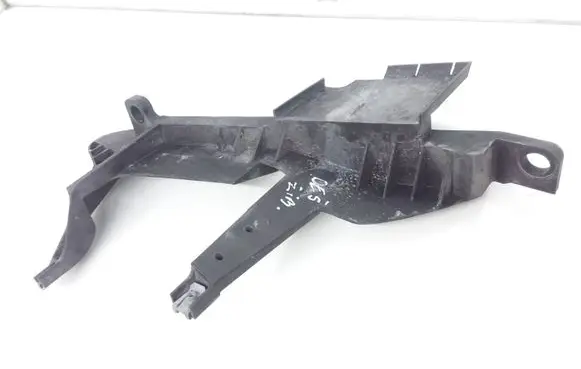 BMW X3 E83 Headlight/headlamp mounting bracket 1301073025