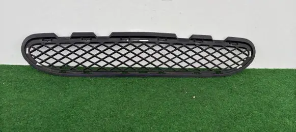 Mercedes-Benz C W203 Front bumper lower grill A2038850823