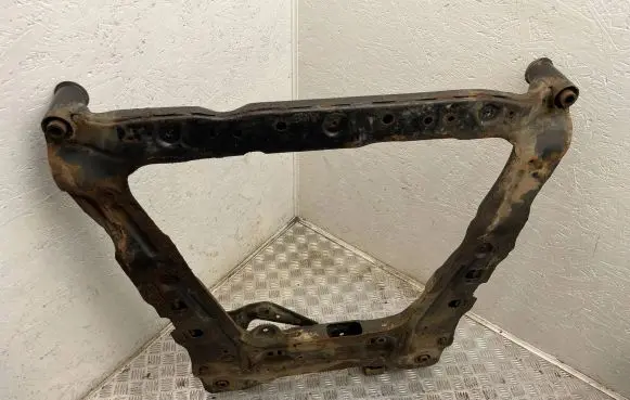 Nissan Qashqai Front subframe