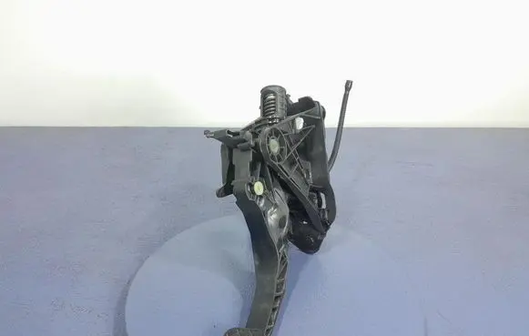Skoda Octavia Mk3 (5E) Accelerator throttle pedal 5Q1721059GE