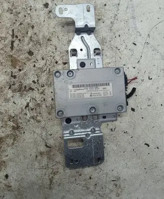 Mercedes-Benz ML W164 Other control units/modules A2049005704 A2049015902 A2046021501