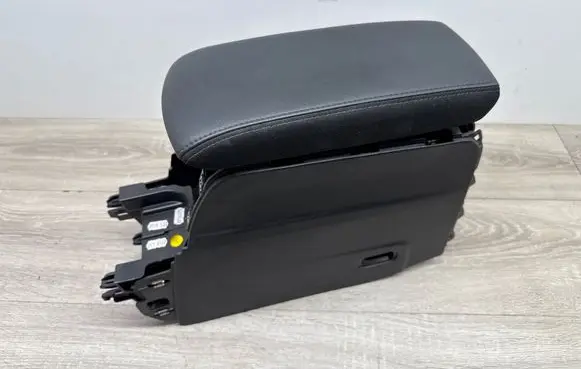Peugeot 2008 II Armrest 9823377280