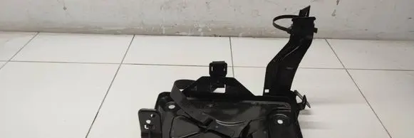 Fiat 500X Battery box tray