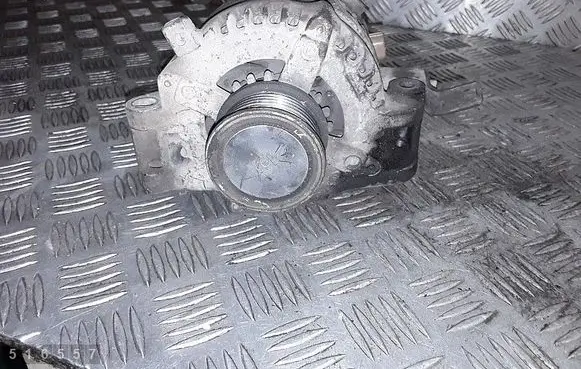 Toyota Avensis T250 Generator/alternator 