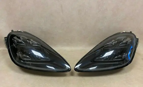 Porsche Cayenne (9Y0 9Y3) Headlight/headlamp 9Y0941035F 9Y0941036F
