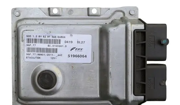 Fiat 500 Engine control unit/module 51966064 BC0100661D