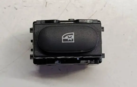 Renault Captur Electric window control switch 254298400RU5 254298400R