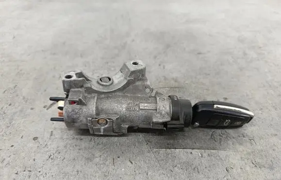 Audi A4 S4 B7 8E 8H Ignition lock 4B0905851N