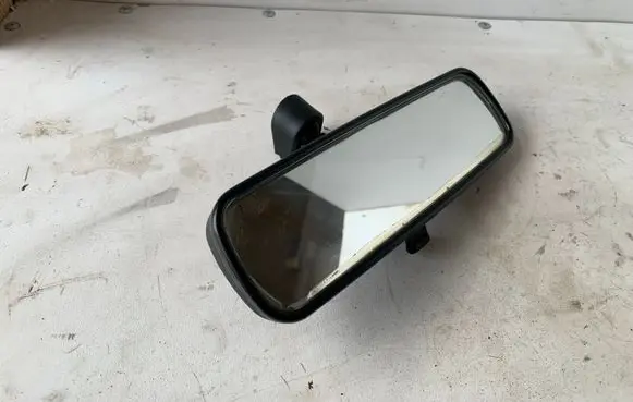 Ford Mondeo Mk III Rear view mirror (interior) E11015478