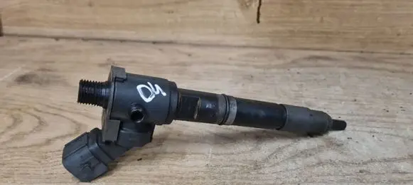 Volvo V70 Fuel injector 31405404 VE132370010AAB 12Q01042