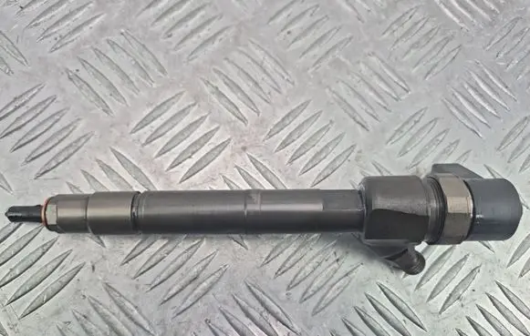 Mercedes-Benz C W203 Fuel injector A6460700787