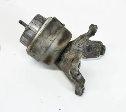 Audi A6 S6 C6 4F Engine mount bracket