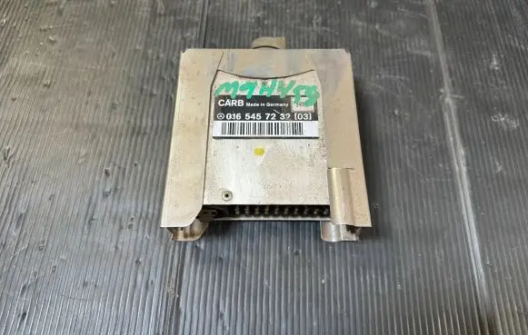 Mercedes-Benz C W202 Engine control unit/module 0165457232