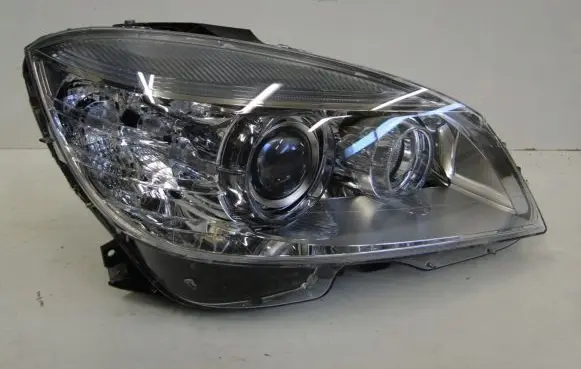 Mercedes-Benz C W204 Headlight/headlamp