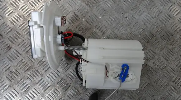 KIA Ceed In-tank fuel pump 31110-J7100