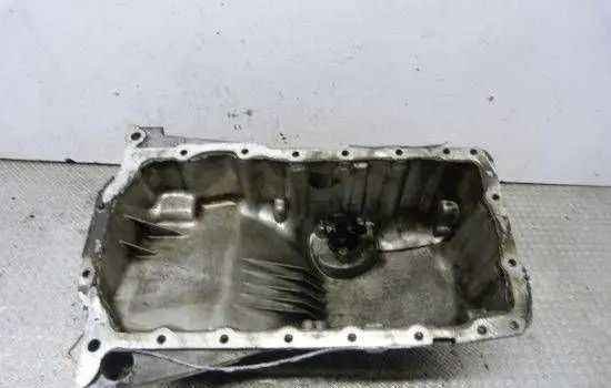 Volkswagen PASSAT B5 Oil sump 06B103603N 018109