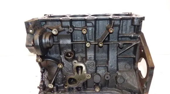 Renault Master III Engine block 11389R