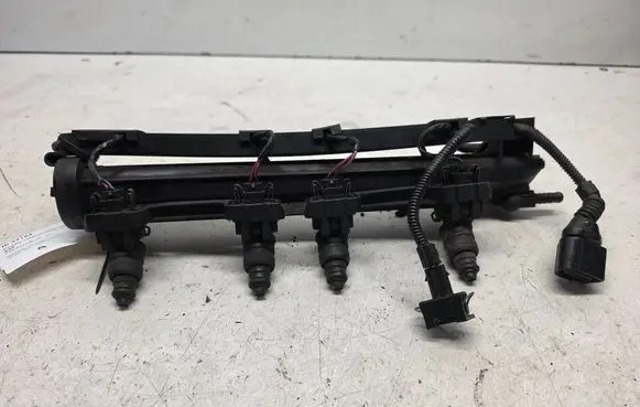 Audi A3 S3 8L Fuel main line pipe 06A133317A