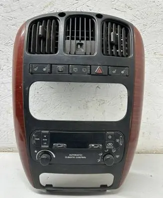Chrysler Grand Voyager IV Climate control/heater control trim P05005250AE 101500008 28015094