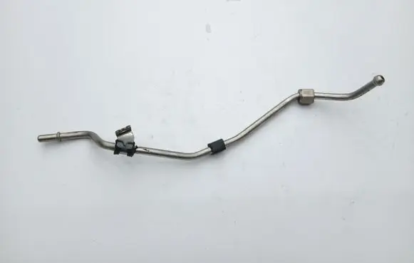 BMW 2 F22 F23 Fuel line pipe 8616080