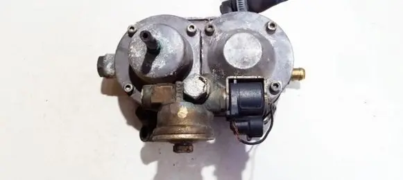 Subaru Legacy LP gas reducer 67r010099 0825864