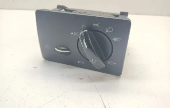 Ford C-MAX I Light switch 7M5T13A024KA
