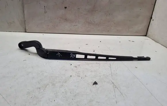 Audi A6 S6 C6 4F Front wiper blade arm 74560