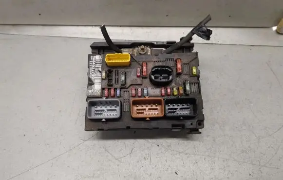 Peugeot 207 BSM Control unit 9664055780 BSML1100 BSML11