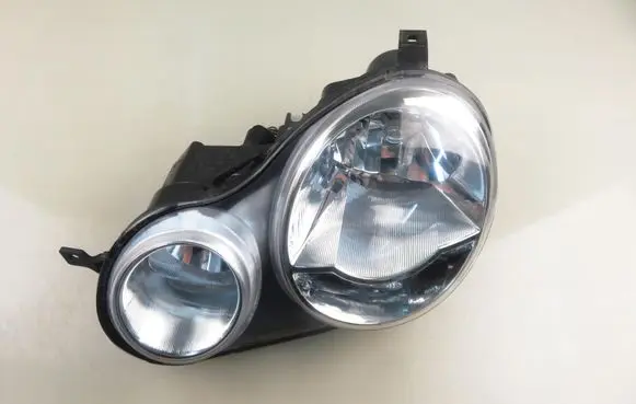 Volkswagen Polo IV 9N3 Headlight/headlamp