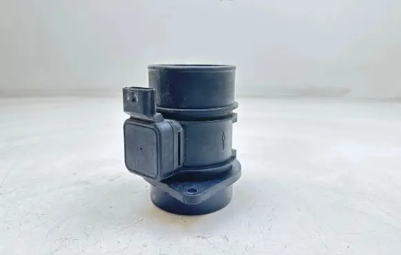 Renault Master II Mass air flow meter AM434720771