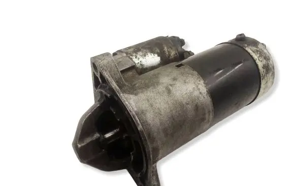 Opel Astra H Starter motor 55352882