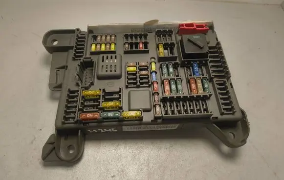 BMW X5 E70 Fuse module 518954020A 693168703