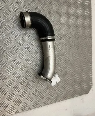 Mercedes-Benz E W213 Intercooler hose/pipe A6420908137