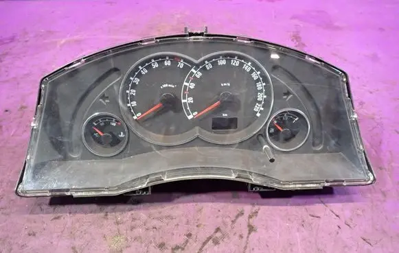 Opel Meriva A Speedometer (instrument cluster) 
