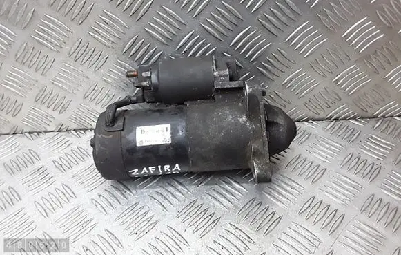 Opel Zafira B Starter motor 55352882