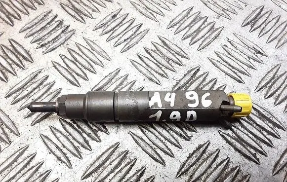 Audi A4 S4 B5 8D Fuel injector 028130201g