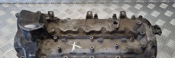 Mercedes-Benz A W168 Rocker cam cover A6680160105 9506102